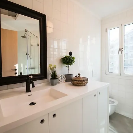 Felicity Orange アパート テッサロニキ