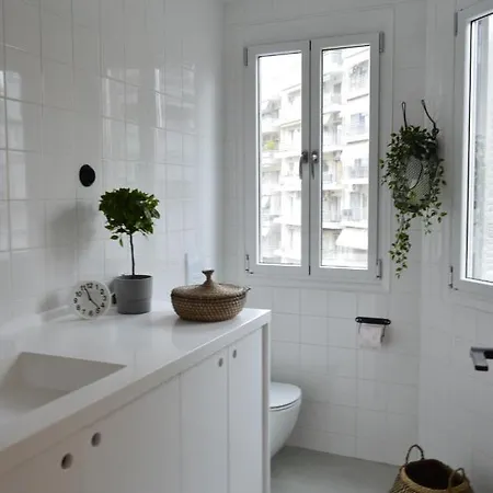 Downtown Boutique Apartment